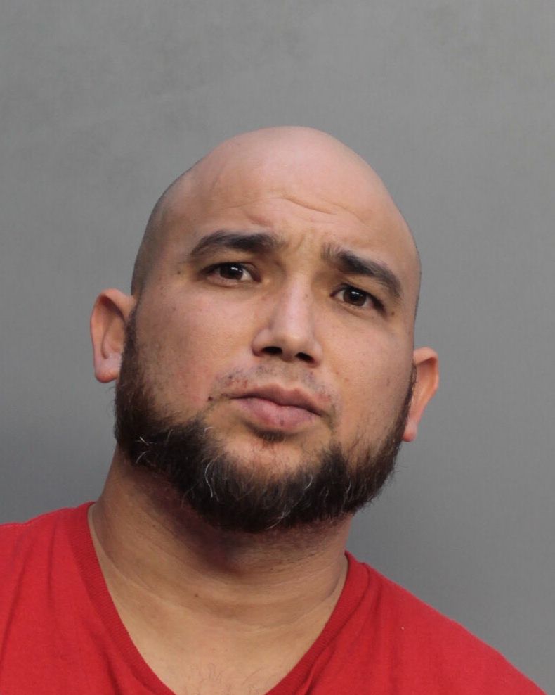 Lazaro Guzman Records Lazaro Guzman / Lazaro Guzman Photos Lazaro Guzman