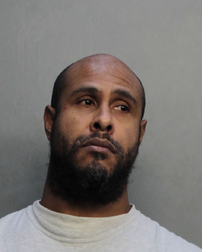 Santiago Abreu Records Santiago Abreu / Santiago Abreu Photos Santiago Abreu