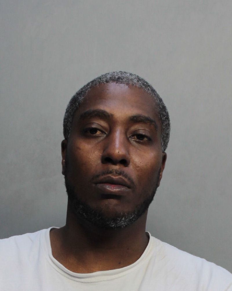 Mario Louis Records Mario Louis / Mario Louis Photos Mario Louis