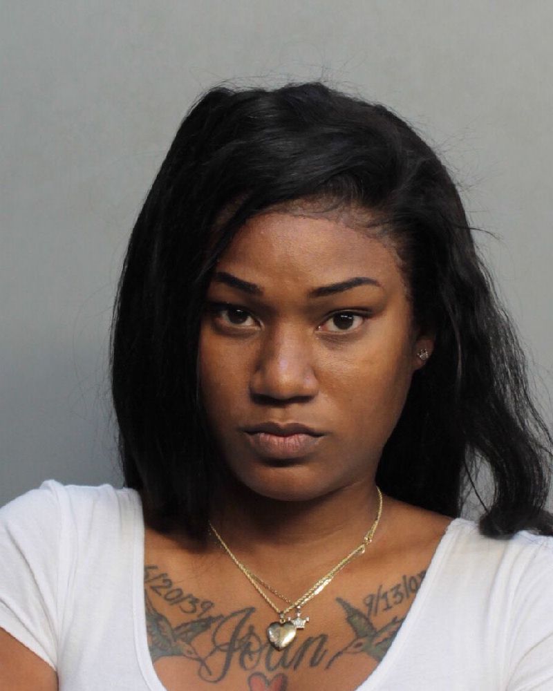 Shekaymia Williams Records Shekaymia Williams / Shekaymia Williams Photos Shekaymia Williams