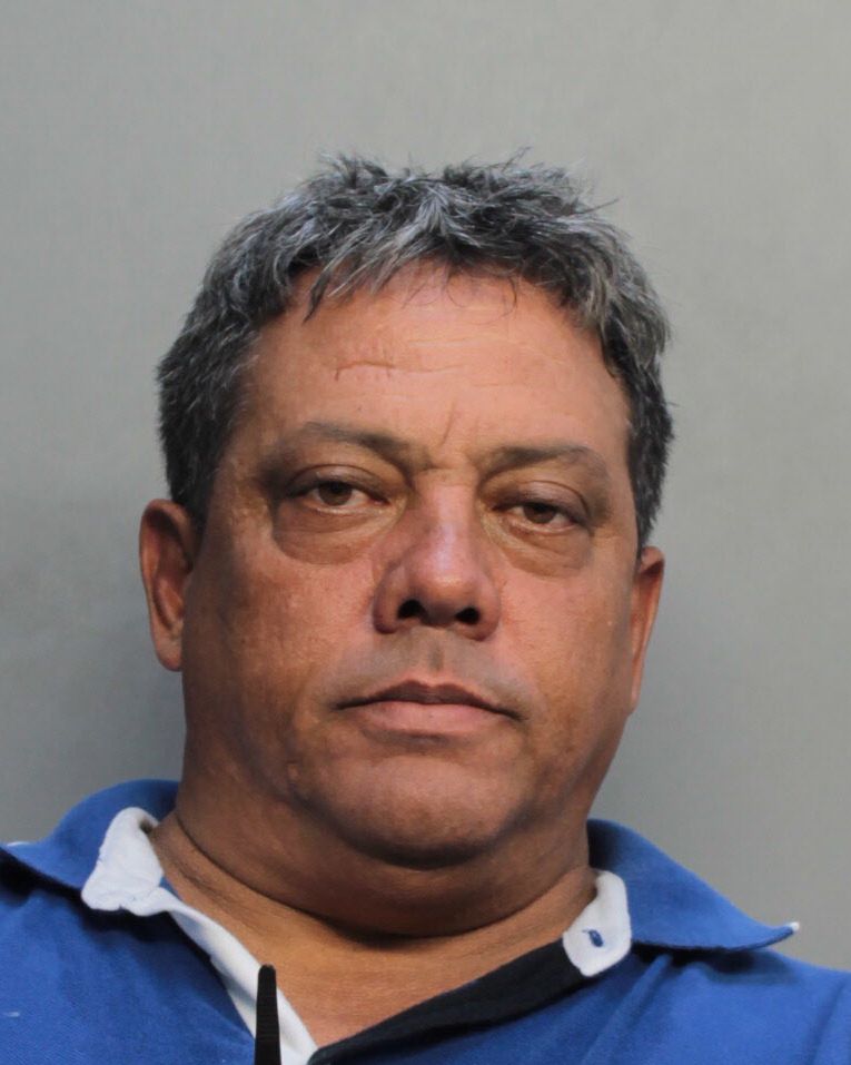 Roberto Gonzalez Records Roberto Gonzalez / Roberto Gonzalez Photos Roberto Gonzalez