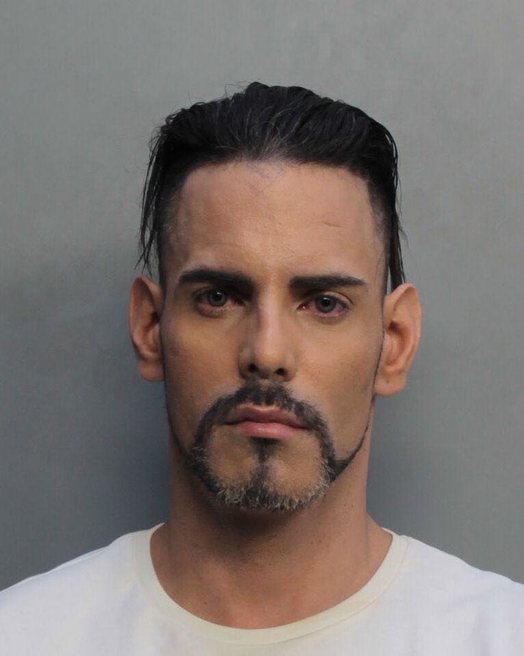 Eliuber Suri Records Eliuber Suri / Eliuber Suri Photos Eliuber Suri