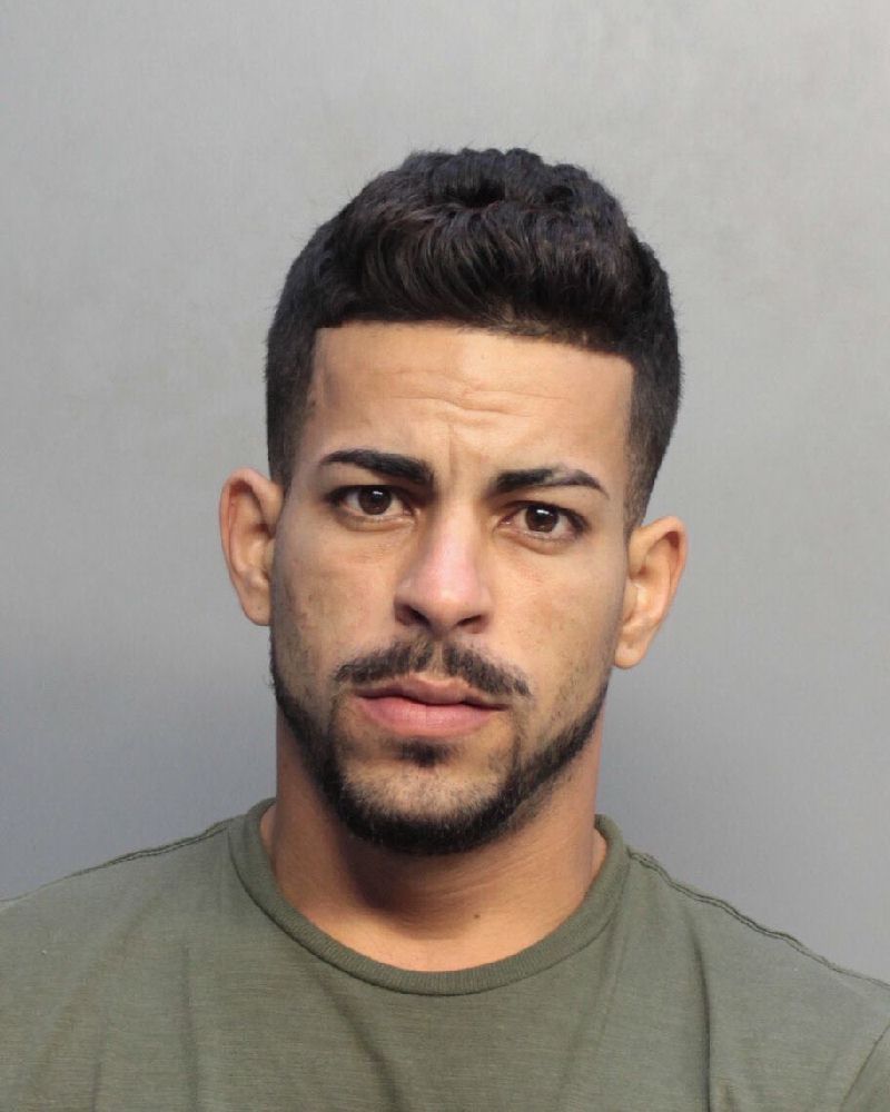 Jorge Izquierdo-Roque Records Jorge Izquierdo-Roque / Jorge Izquierdo-Roque Photos Jorge Izquierdo-Roque