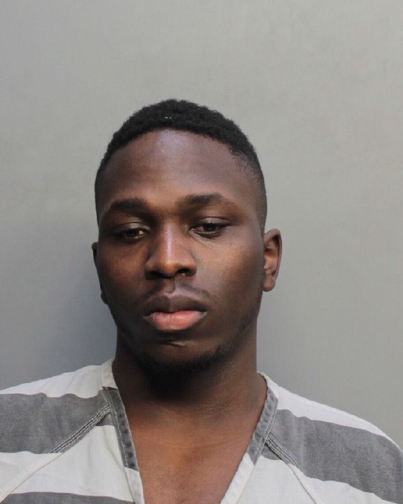 Tyreek Brown Records Tyreek Brown / Tyreek Brown Photos Tyreek Brown