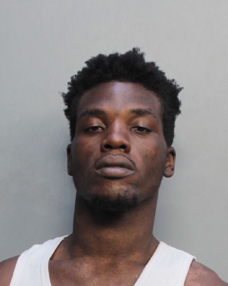 Lorenzo Pierre Records Lorenzo Pierre / Lorenzo Pierre Photos Lorenzo Pierre