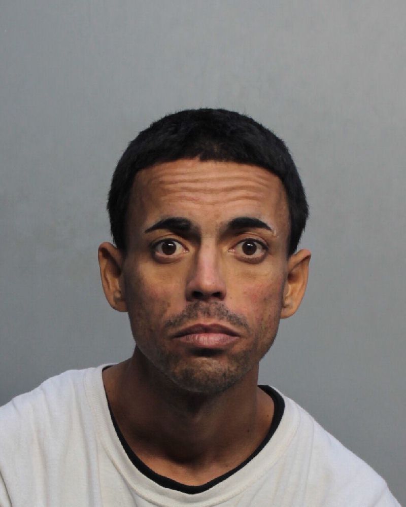 Yensy Guzman Records Yensy Guzman / Yensy Guzman Photos Yensy Guzman