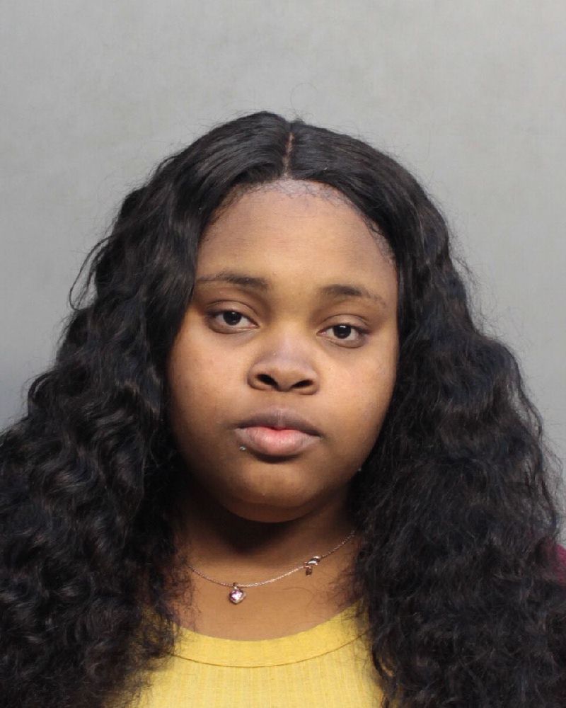 Quinisha Adderly Records Quinisha Adderly / Quinisha Adderly Photos Quinisha Adderly