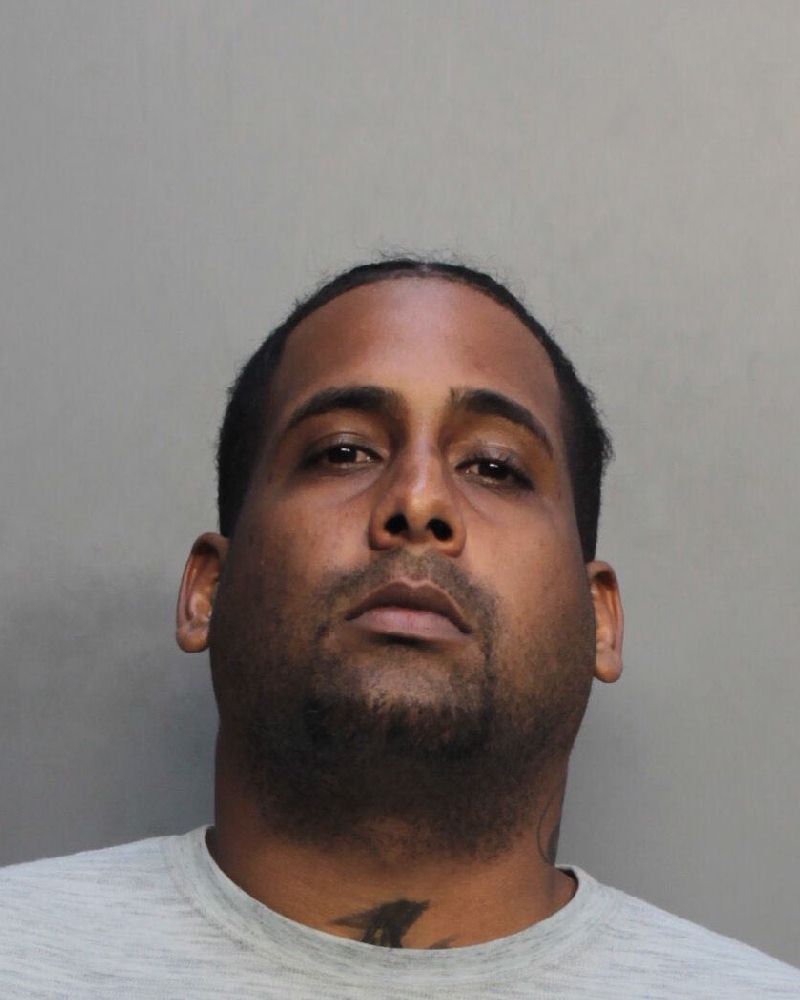 Kelvin Arias Records Kelvin Arias / Kelvin Arias Photos Kelvin Arias