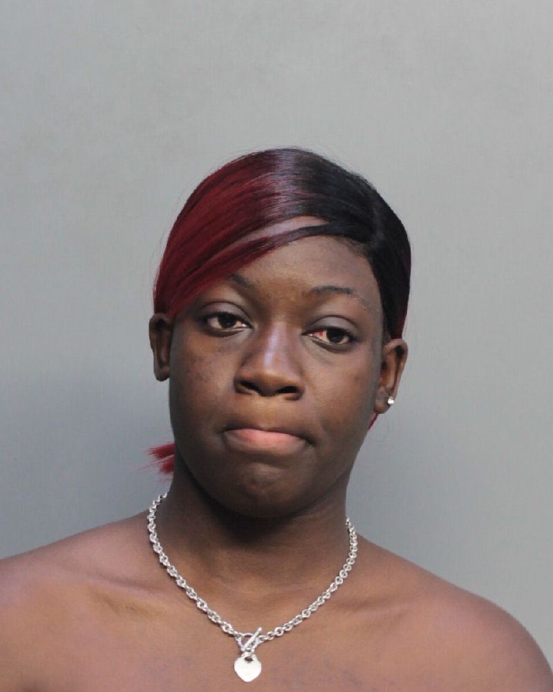 Brianna Knapper Records Brianna Knapper / Brianna Knapper Photos Brianna Knapper