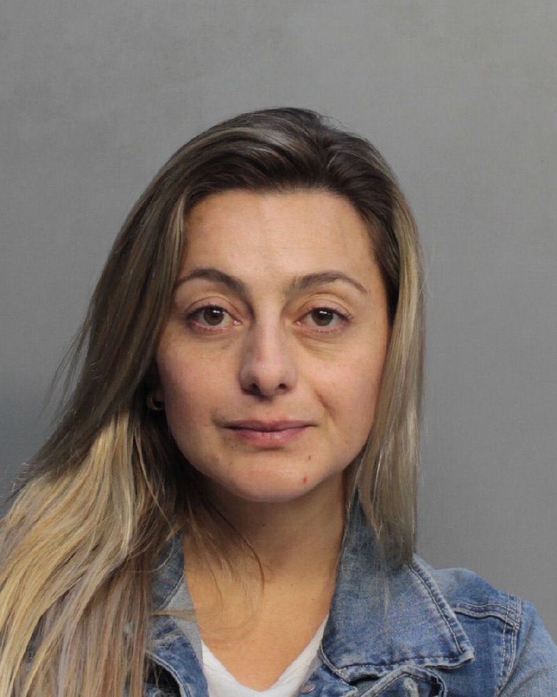 Diana Bedoya Records Diana Bedoya / Diana Bedoya Photos Diana Bedoya