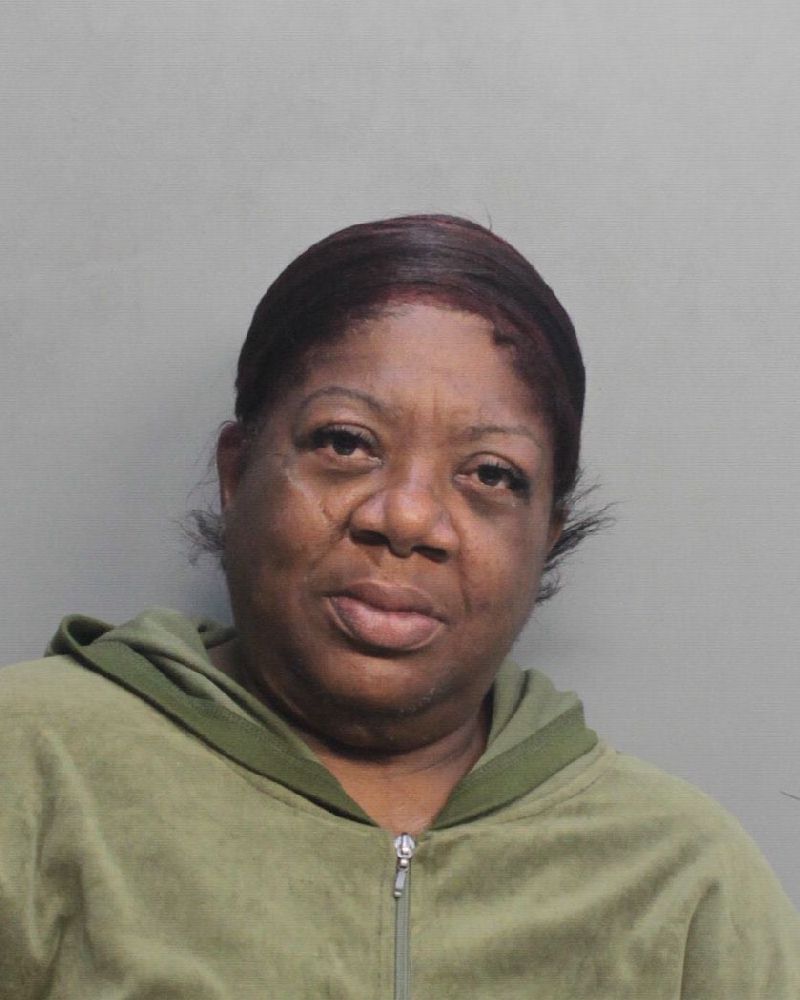 Jennifer Middleton Records Jennifer Middleton / Jennifer Middleton Photos Jennifer Middleton