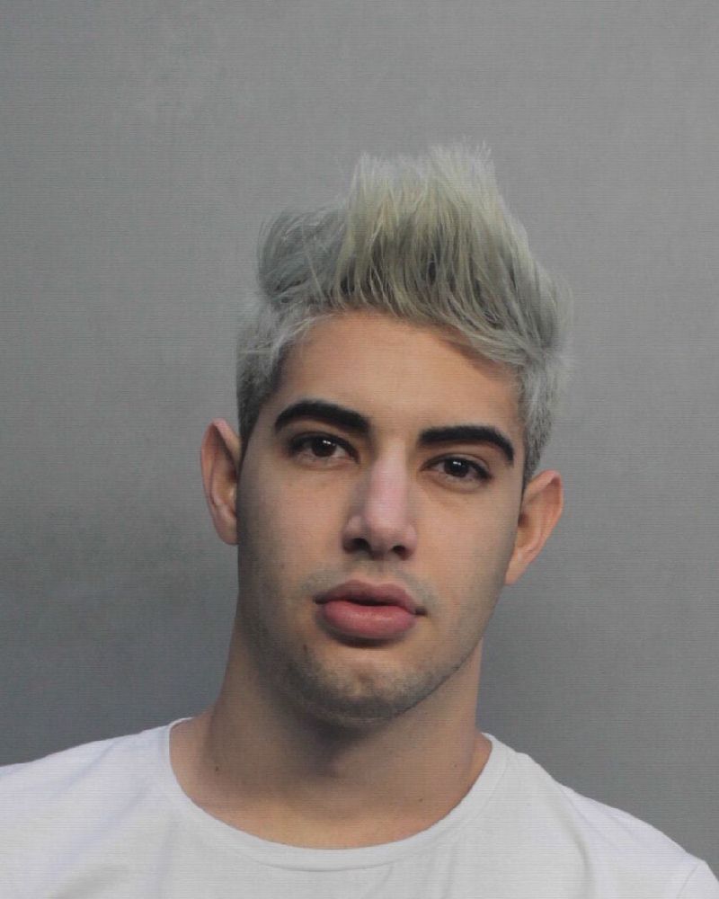 Yoel Calvovaldes Records Yoel Calvovaldes / Yoel Calvovaldes Photos Yoel Calvovaldes