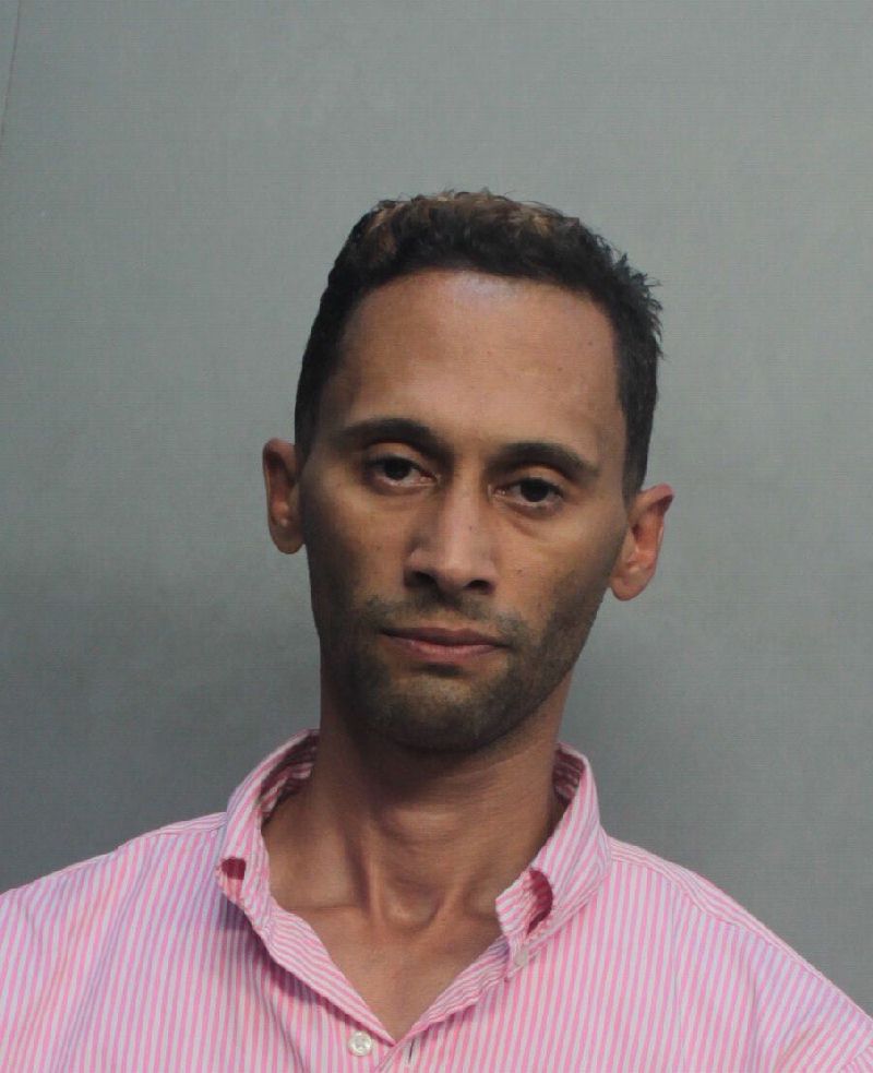 Ernesto Rodriguez Records Ernesto Rodriguez / Ernesto Rodriguez Photos Ernesto Rodriguez