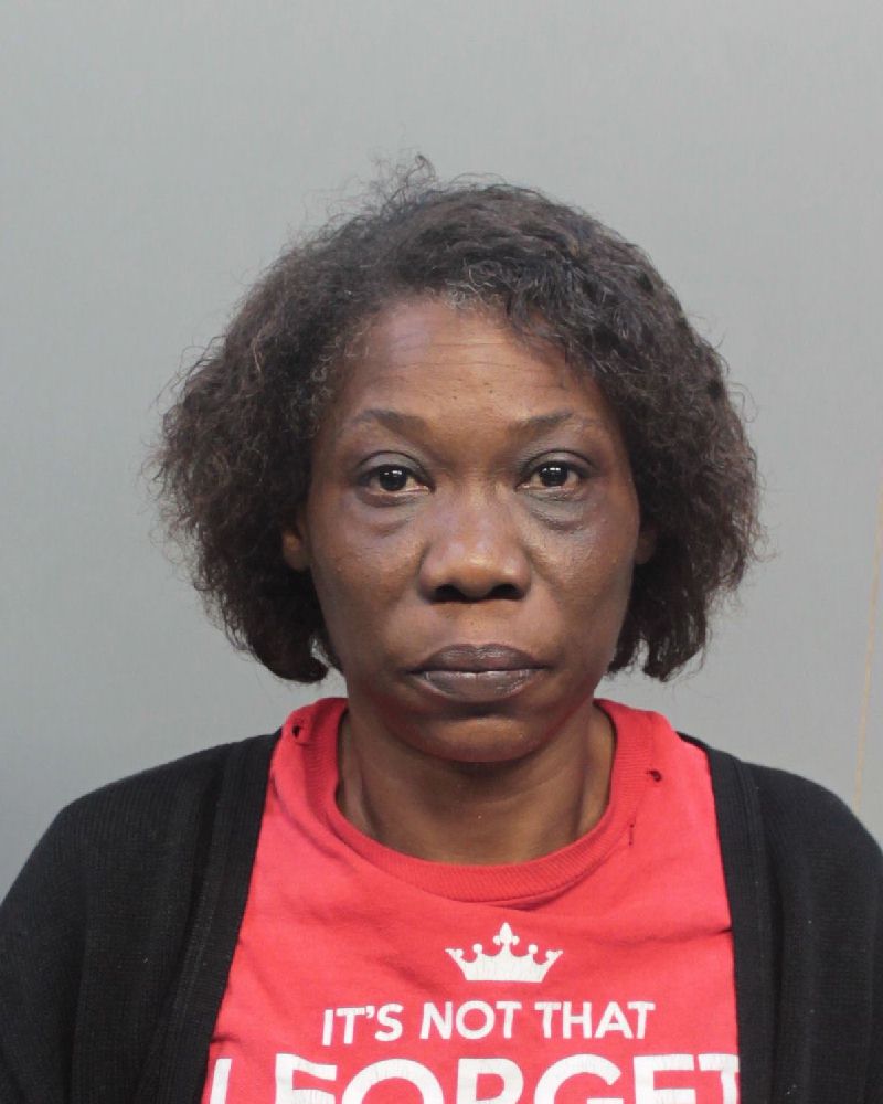 Regina Ross Info, Photos, Data, and More / Regina Ross TriCountyBusts / Is Regina Ross on Social Media Like Facebook, Instagram abd Twitter?