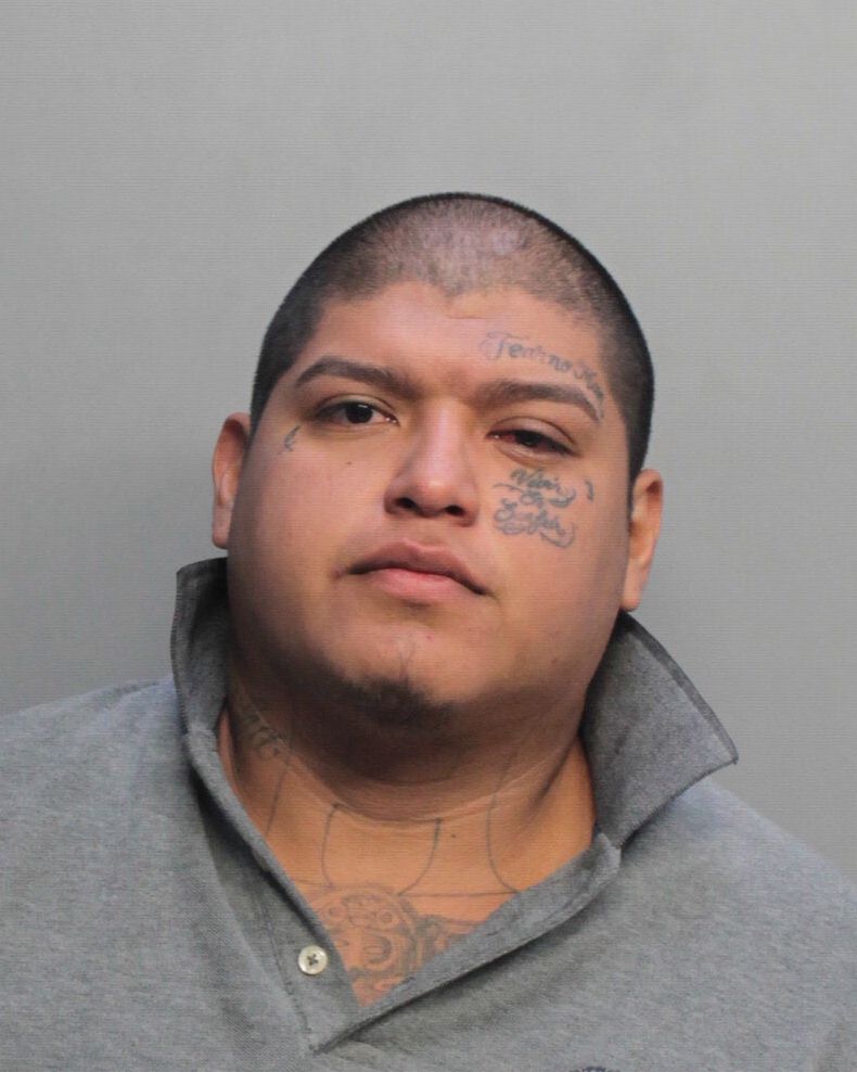 Manuel Deleon Records Manuel Deleon / Manuel Deleon Photos Manuel Deleon