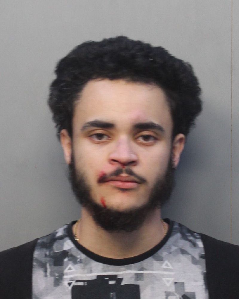 Glenniell Torres Records Glenniell Torres / Glenniell Torres Photos Glenniell Torres