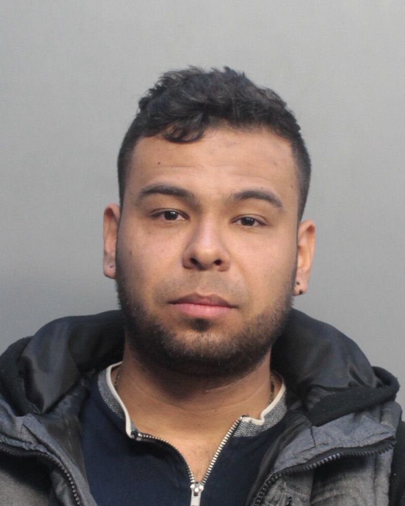 Oscar Saldarriaga Records Oscar Saldarriaga / Oscar Saldarriaga Photos Oscar Saldarriaga