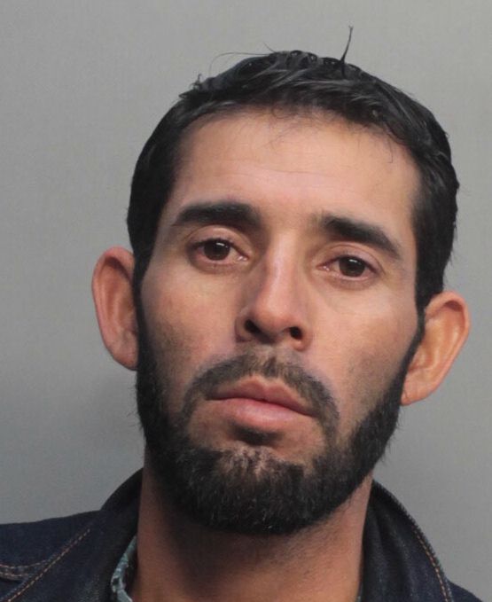 Elvis Perez Info, Photos, Data, and More / Elvis Perez TriCountyBusts / Is Elvis Perez on Social Media Like Facebook, Instagram abd Twitter?