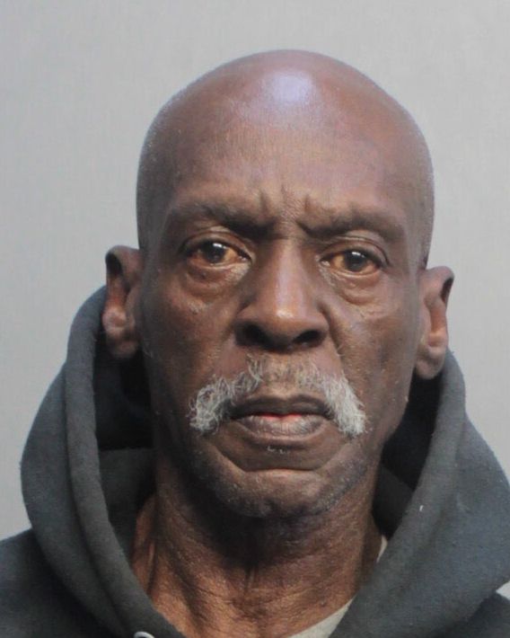 Cedric Burton Info, Photos, Data, and More / Cedric Burton TriCountyBusts / Is Cedric Burton on Social Media Like Facebook, Instagram abd Twitter?