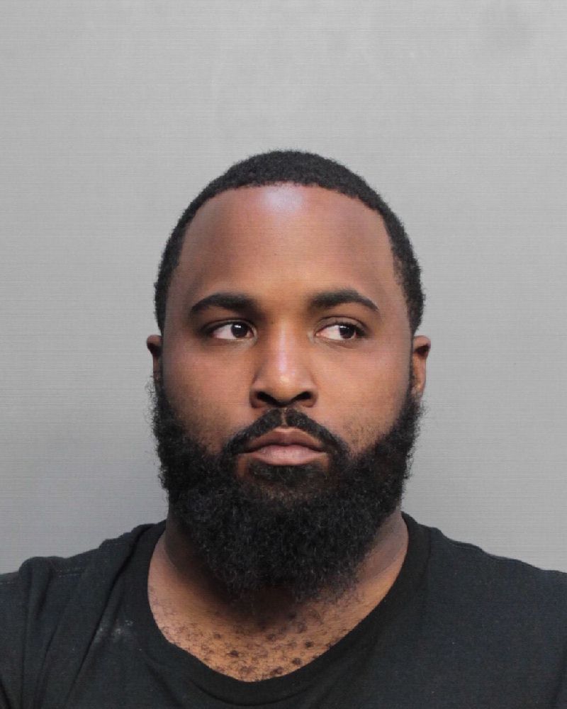 Deandre Esters Info, Photos, Data, and More / Deandre Esters TriCountyBusts / Is Deandre Esters on Social Media Like Facebook, Instagram abd Twitter?