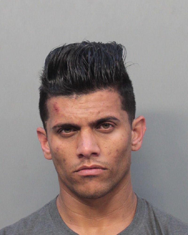 Luis Callescruz Records Luis Callescruz / Luis Callescruz Photos Luis Callescruz