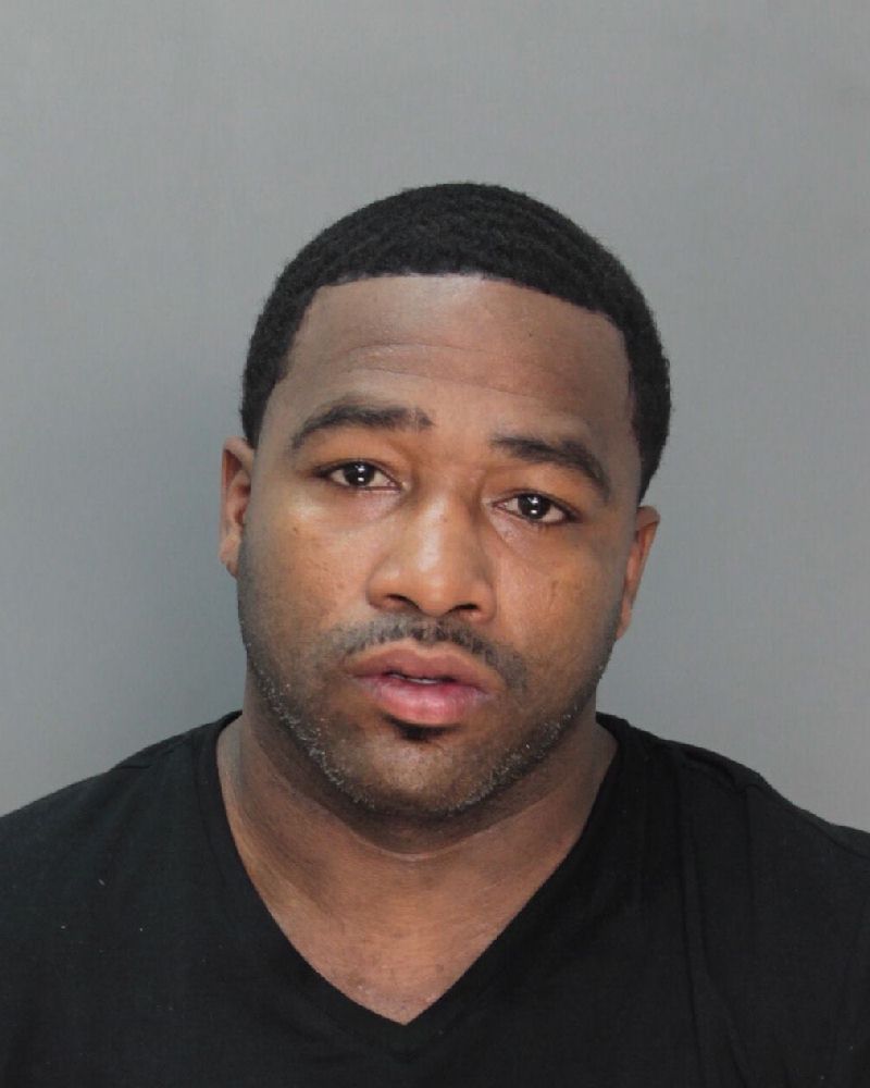 Adrien Broner Info, Photos, Data, and More / Adrien Broner TriCountyBusts / Is Adrien Broner on Social Media Like Facebook, Instagram abd Twitter?