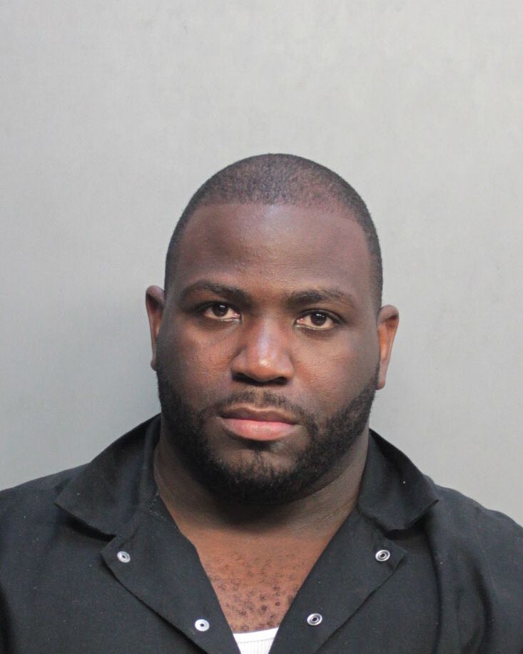 Delron Bradley Info, Photos, Data, and More / Delron Bradley TriCountyBusts / Is Delron Bradley on Social Media Like Facebook, Instagram abd Twitter?