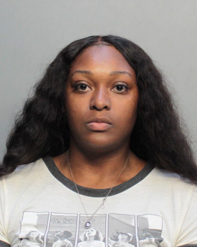 Ariana Ellis Records Ariana Ellis / Ariana Ellis Photos Ariana Ellis