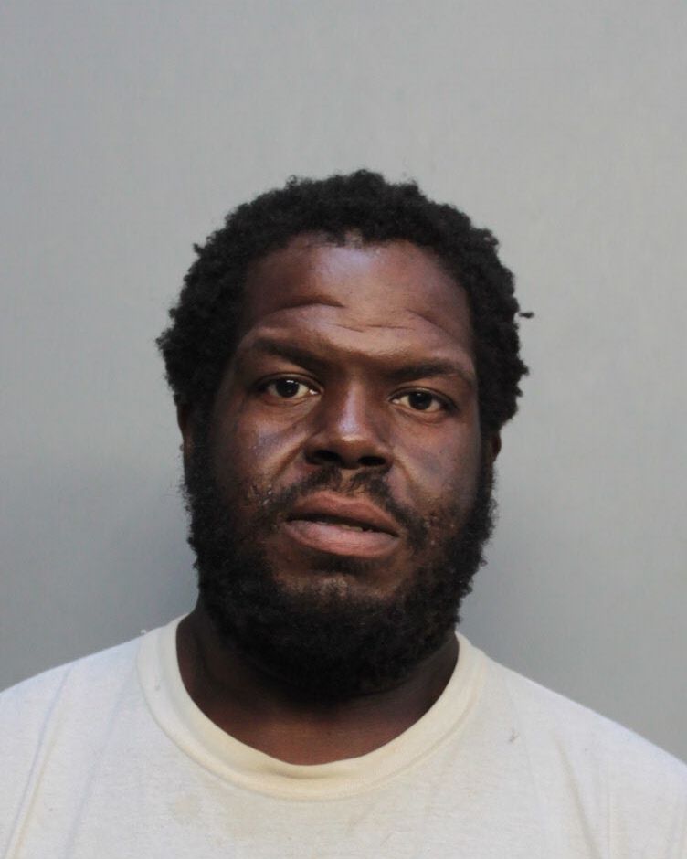 Carltron Williams Info, Photos, Data, and More / Carltron Williams TriCountyBusts / Is Carltron Williams on Social Media Like Facebook, Instagram abd Twitter?