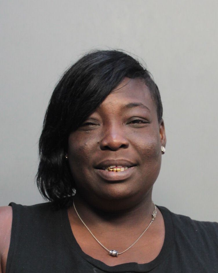 Carla Askew Info, Photos, Data, and More / Carla Askew TriCountyBusts / Is Carla Askew on Social Media Like Facebook, Instagram abd Twitter?