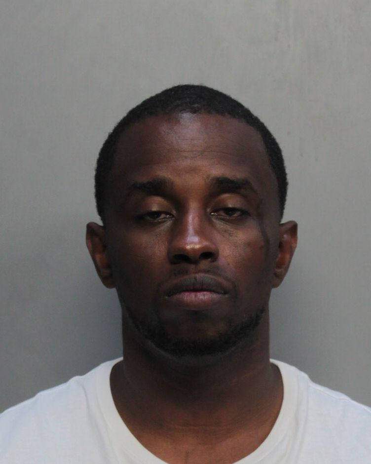 Raheen Wade Info, Photos, Data, and More / Raheen Wade TriCountyBusts / Is Raheen Wade on Social Media Like Facebook, Instagram abd Twitter?