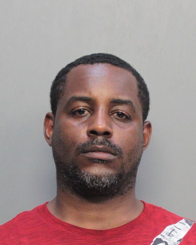 Derrick Lee Info, Photos, Data, and More / Derrick Lee TriCountyBusts / Is Derrick Lee on Social Media Like Facebook, Instagram abd Twitter?