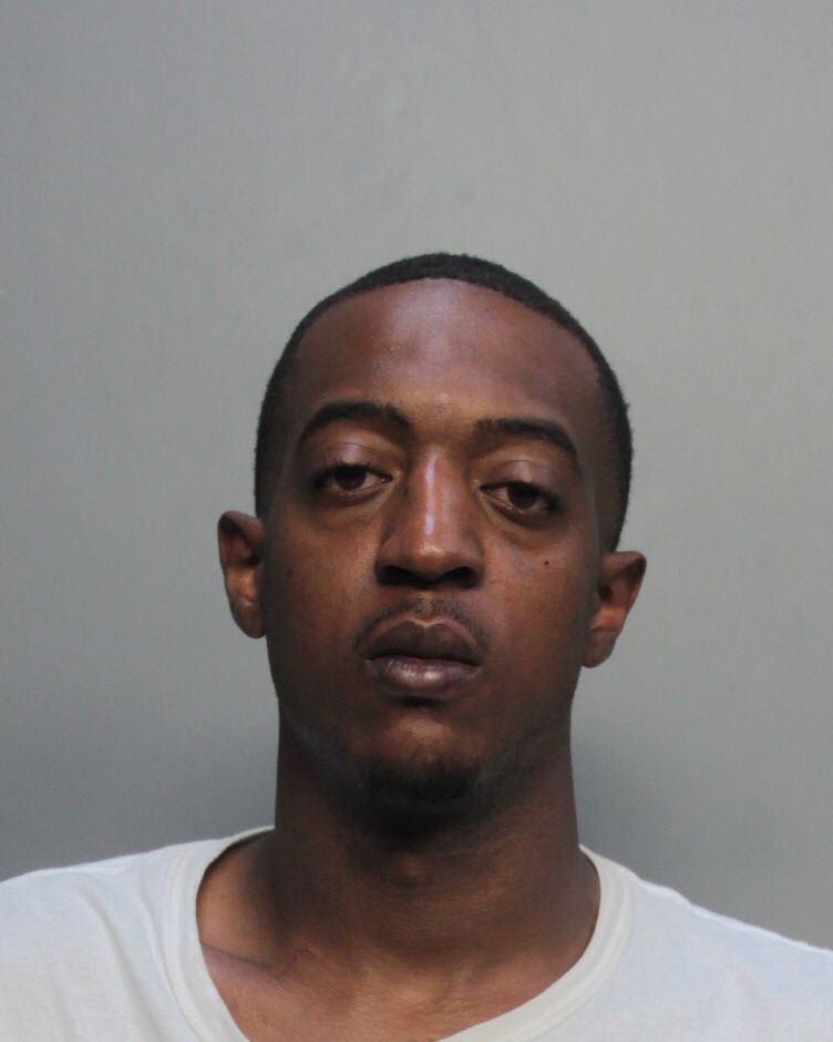 Dequavis Logan Info, Photos, Data, and More / Dequavis Logan TriCountyBusts / Is Dequavis Logan on Social Media Like Facebook, Instagram abd Twitter?