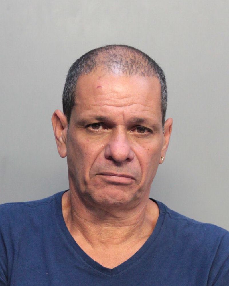 Roberto Gonzalez Records Roberto Gonzalez / Roberto Gonzalez Photos Roberto Gonzalez