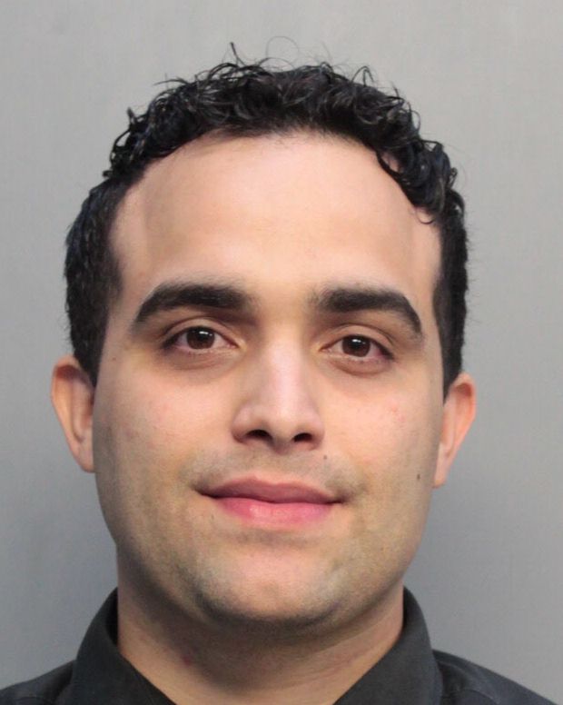 Alejandro Leon Records Alejandro Leon / Alejandro Leon Photos Alejandro Leon