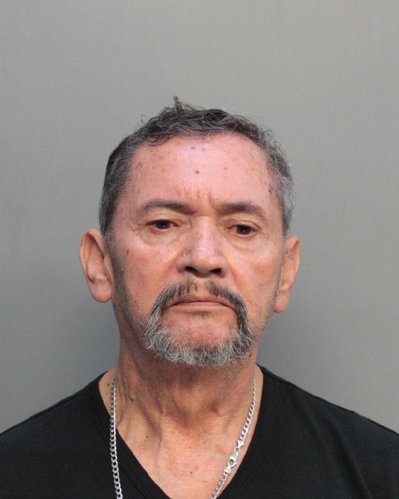 Ernesto Guerrero Records Ernesto Guerrero / Ernesto Guerrero Photos Ernesto Guerrero