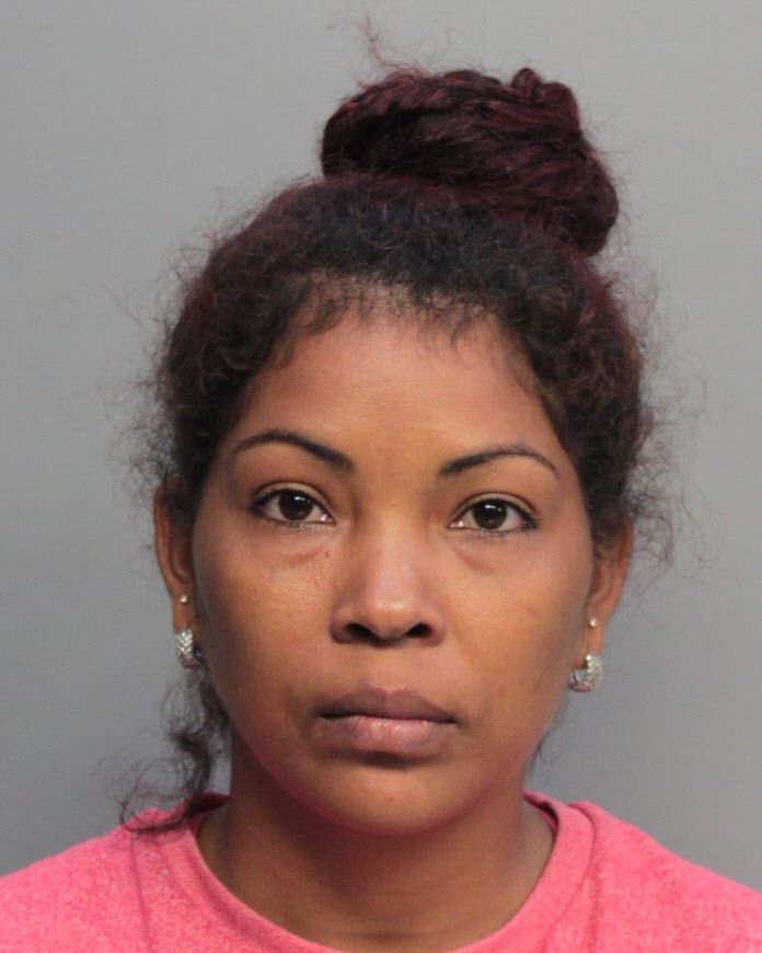 Sindy Urbinaruiz Records Sindy Urbinaruiz / Sindy Urbinaruiz Photos Sindy Urbinaruiz