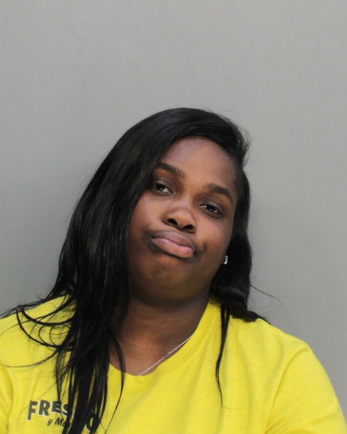 Curtisha Hollinger Info, Photos, Data, and More / Curtisha Hollinger TriCountyBusts / Is Curtisha Hollinger on Social Media Like Facebook, Instagram abd Twitter?