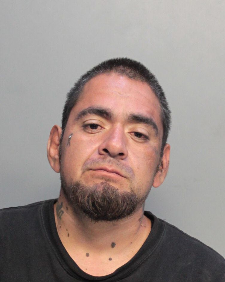 Roberto Flores Info, Photos, Data, and More / Roberto Flores TriCountyBusts / Is Roberto Flores on Social Media Like Facebook, Instagram abd Twitter?