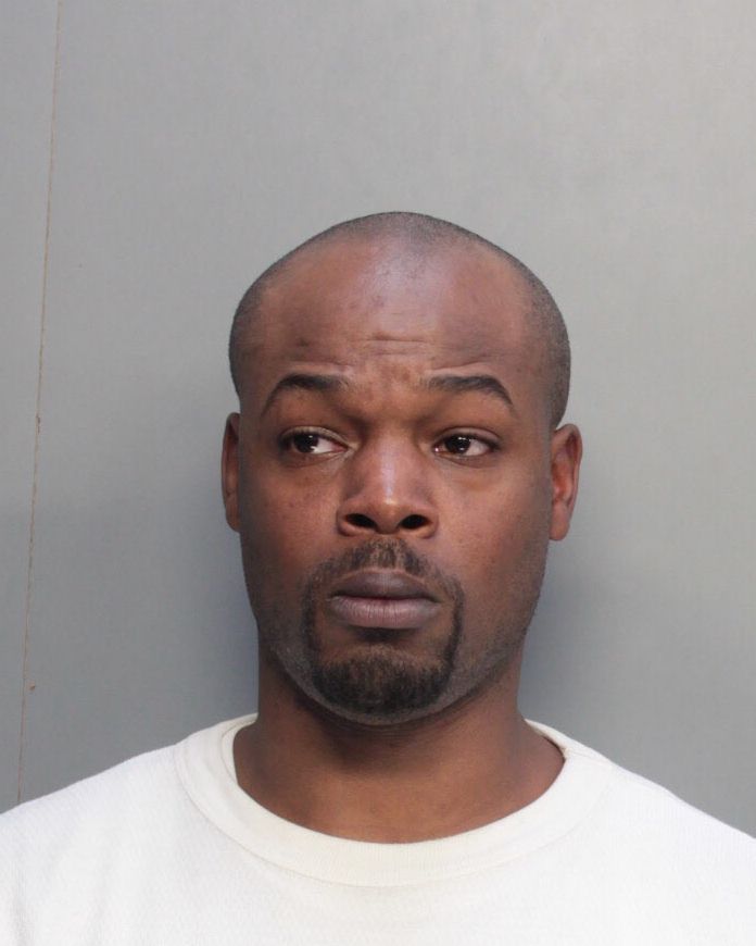 Darryl Drew Info, Photos, Data, and More / Darryl Drew TriCountyBusts / Is Darryl Drew on Social Media Like Facebook, Instagram abd Twitter?