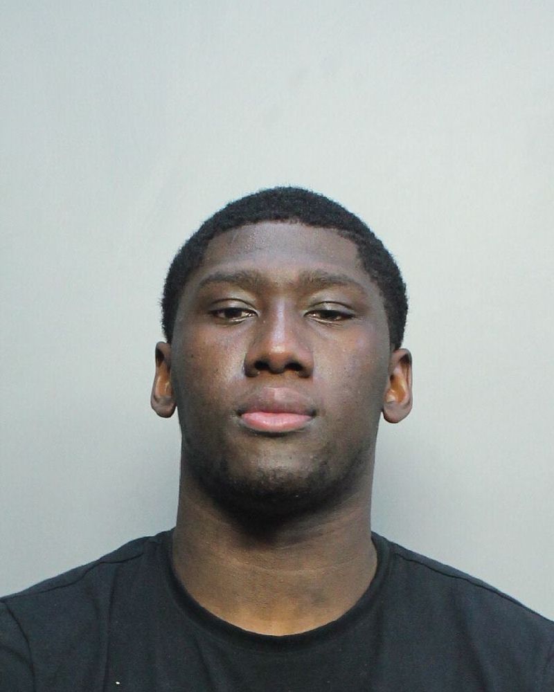 Gzbou Njie Records Gzbou Njie / Gzbou Njie Photos Gzbou Njie