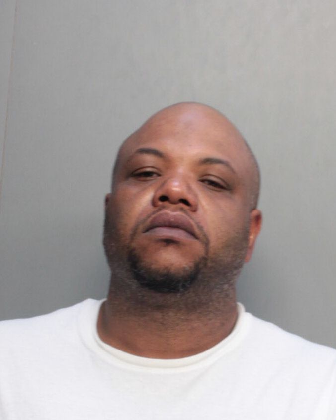 Travell Washington Records Travell Washington / Travell Washington Photos Travell Washington