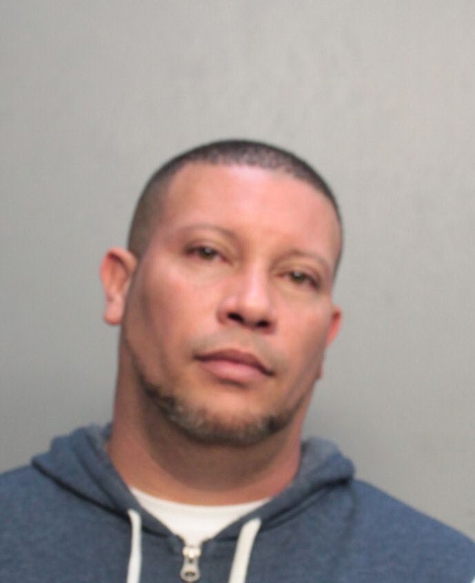 Ramon Farinas Records Ramon Farinas / Ramon Farinas Photos Ramon Farinas