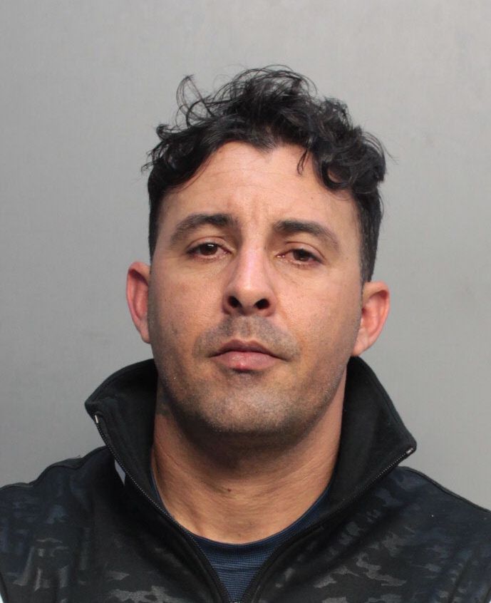 Edisvel Serrano-Antolin Records Edisvel Serrano-Antolin / Edisvel Serrano-Antolin Photos Edisvel Serrano-Antolin