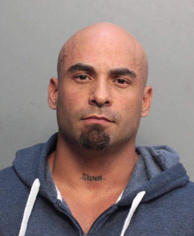 Ronnie Gonzalez Records Ronnie Gonzalez / Ronnie Gonzalez Photos Ronnie Gonzalez