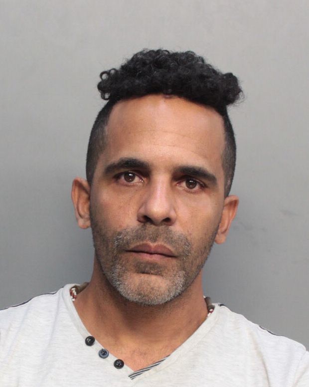 Raul Herrera-Hernandez Records Raul Herrera-Hernandez / Raul Herrera-Hernandez Photos Raul Herrera-Hernandez