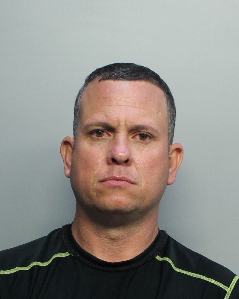 Yamil Fernandezalonso Records Yamil Fernandezalonso / Yamil Fernandezalonso Photos Yamil Fernandezalonso