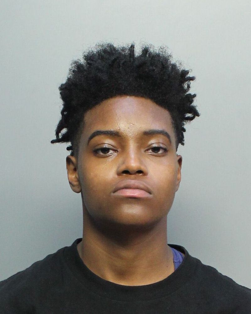 Mia Hunter Records Mia Hunter / Mia Hunter Photos Mia Hunter