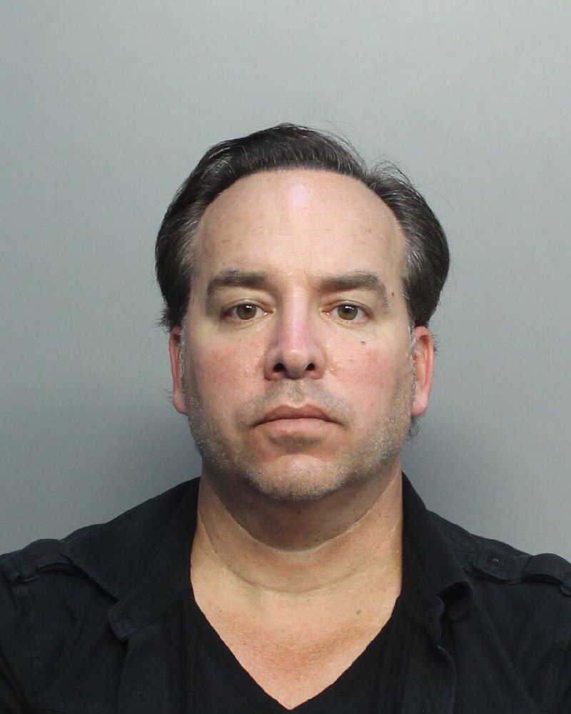 Luis Burbano Records Luis Burbano / Luis Burbano Photos Luis Burbano