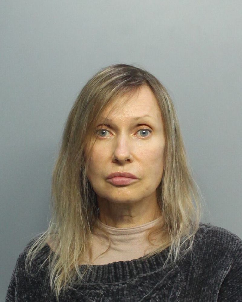 Elena Golubera Records Elena Golubera / Elena Golubera Photos Elena Golubera